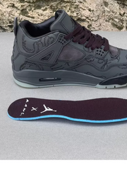 Jordan Retro 4 Kaws